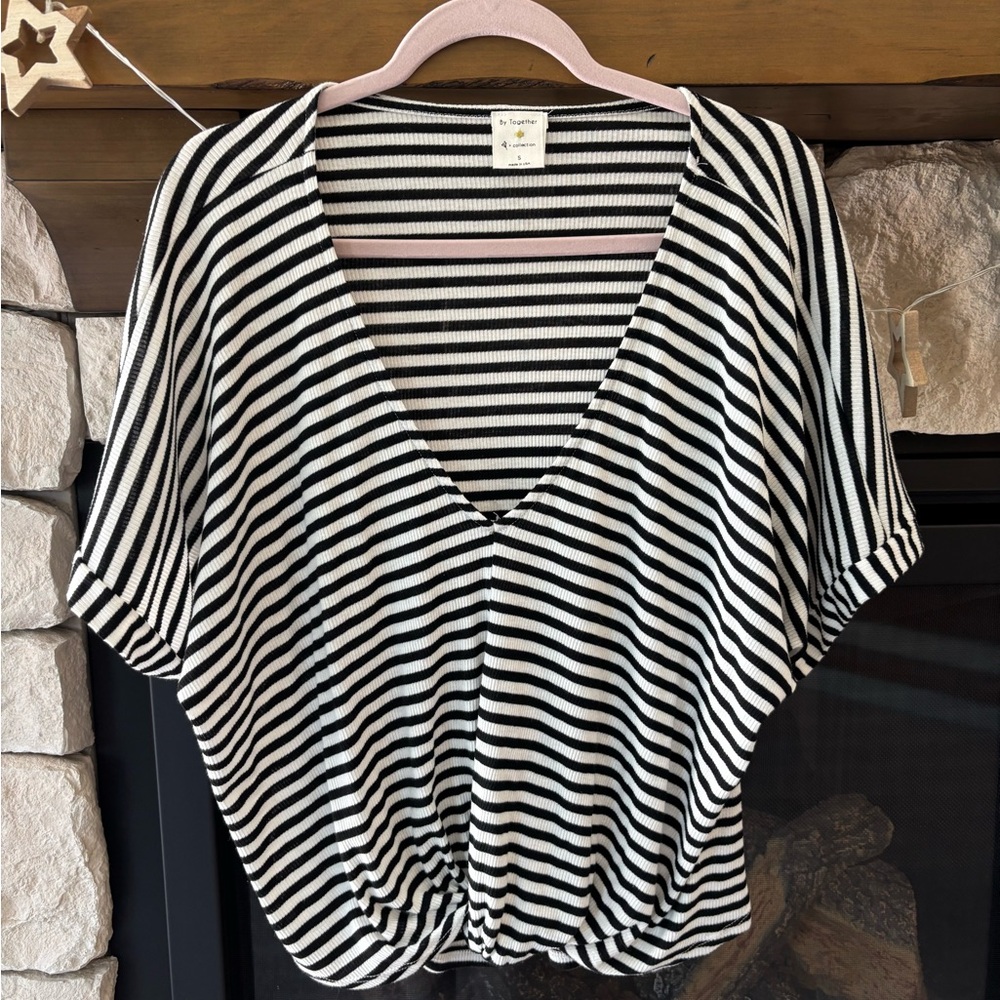 By Together Black and White Striped Top 🤍🖤